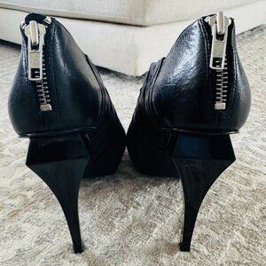 RARE ALEXANDER WANG LEATHER HEEL BOOTIES
